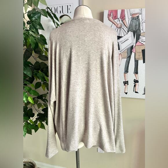 Anthropologie Self Contrast Soft Boho Knit Oversized Drapey Top Size Medium - Picture 6 of 7